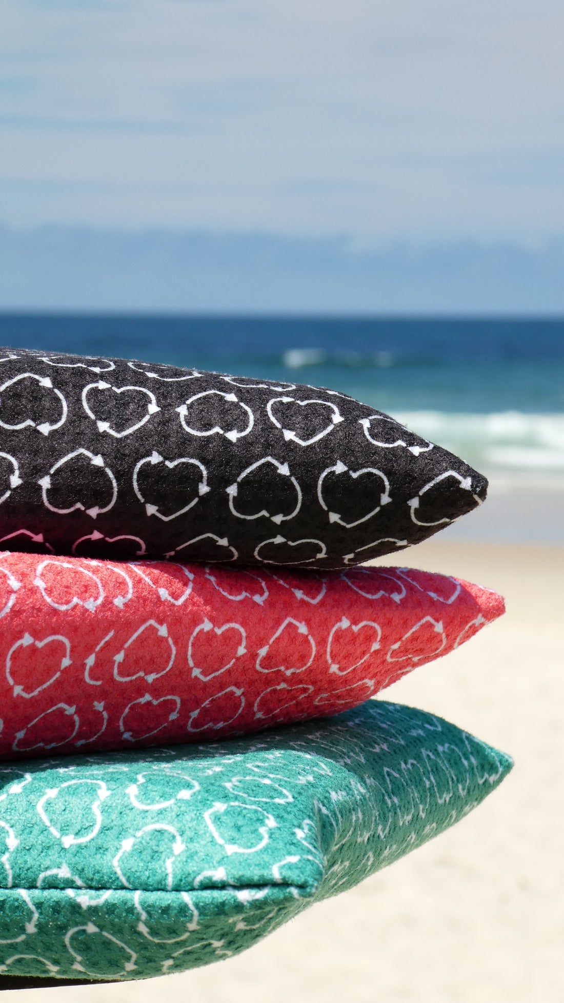 Re-loved rPET Sand Free Beach Towel