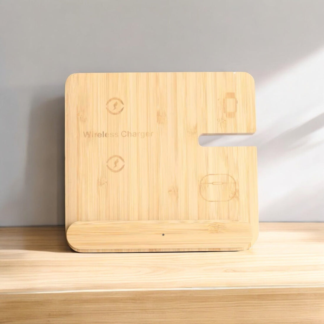 Wooden Wireless Charging Station / WWCS